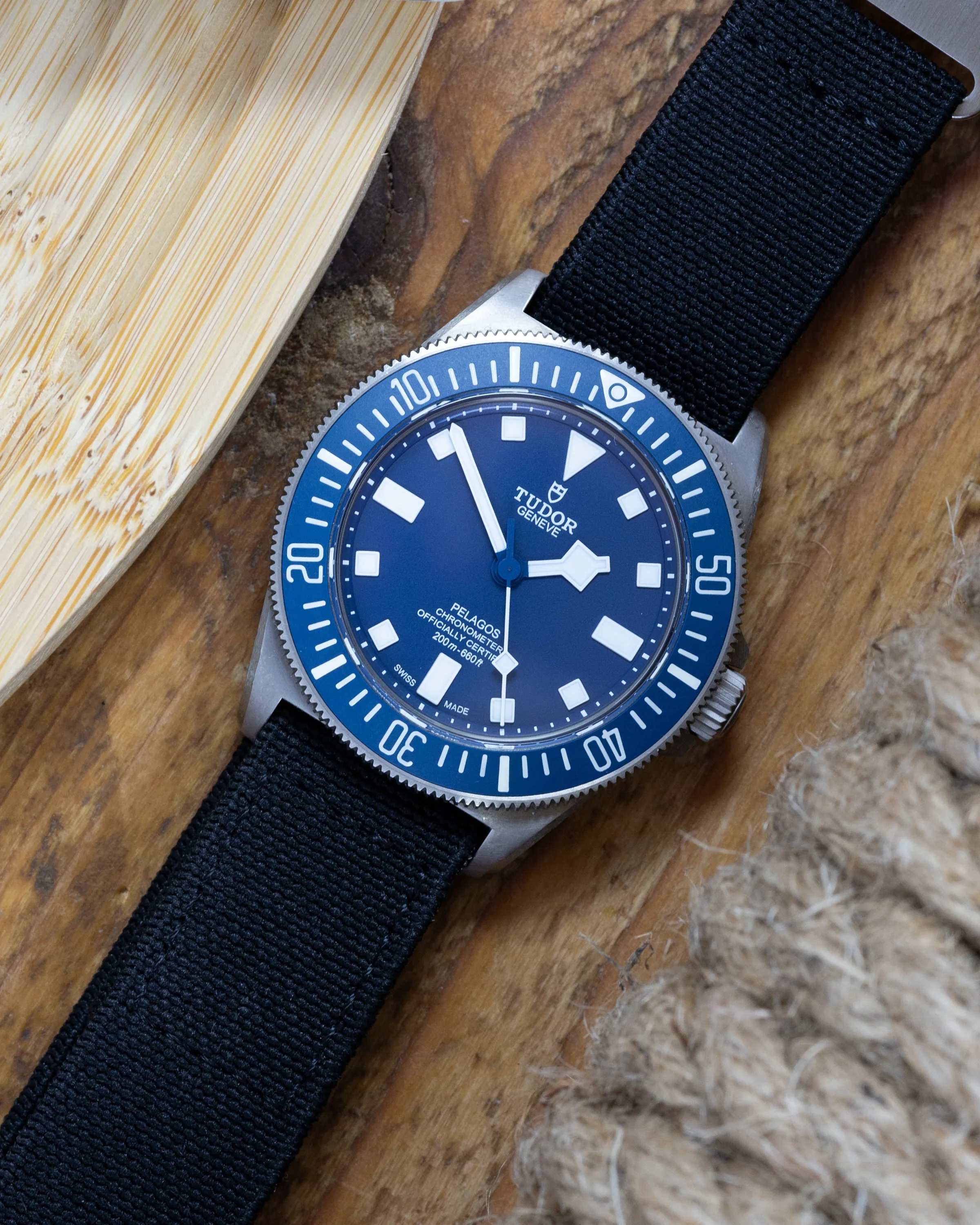 The Trooper Fixed Lugs Elastic Strap - Black