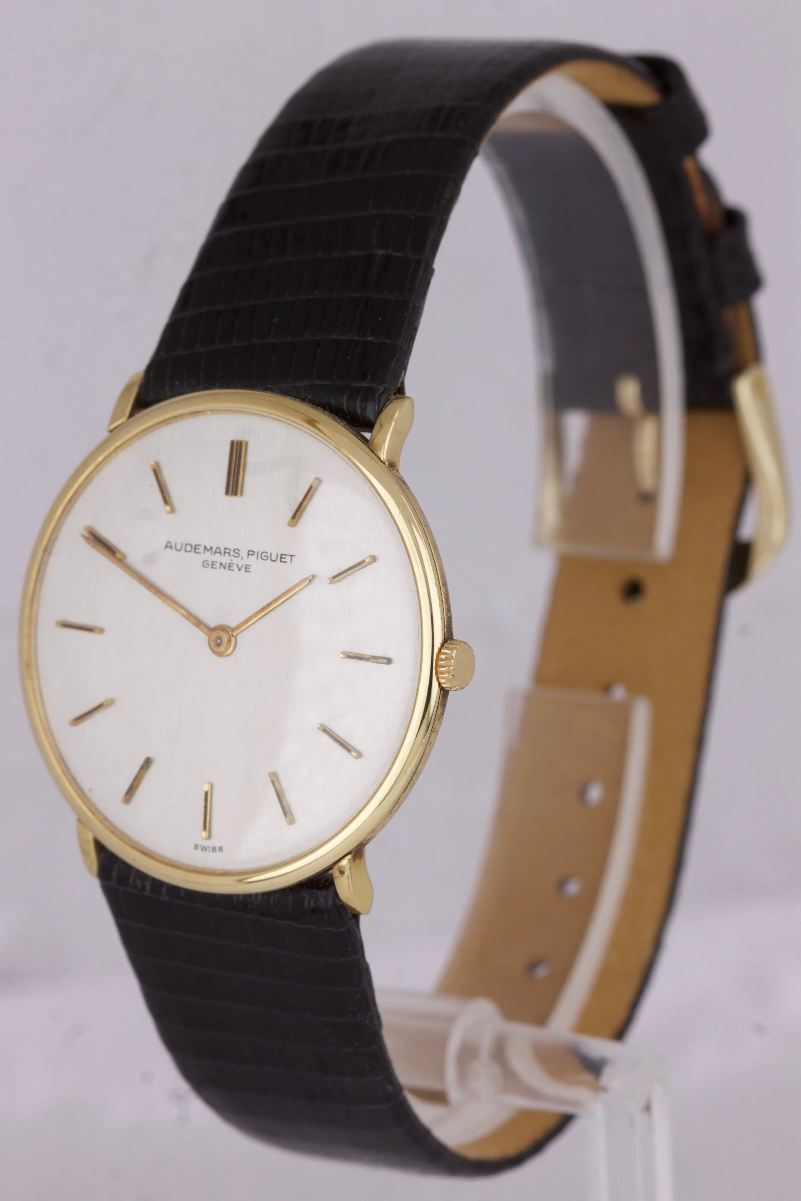 VIntage Audemars Piguet 18K Yellow Gold 31mm ULTRA THIN Mechanical Dress Watch