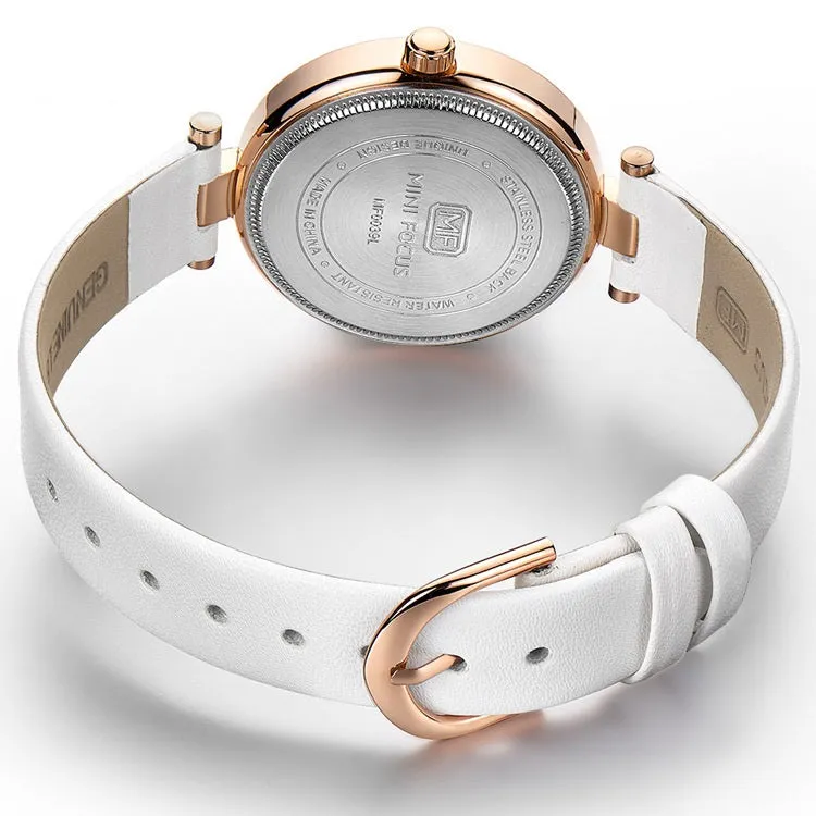 Women's watch with fashionable leather strap
